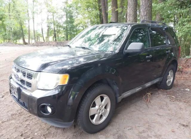 Photo 1 VIN: 1FMCU0D71AKC17437 - FORD ESCAPE 