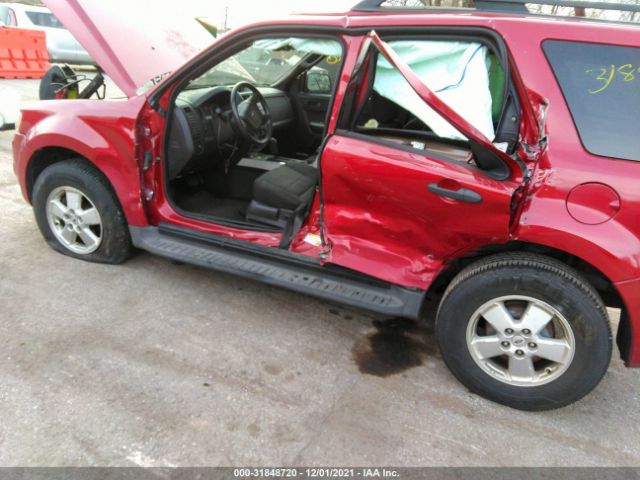 Photo 5 VIN: 1FMCU0D71BKA04232 - FORD ESCAPE 