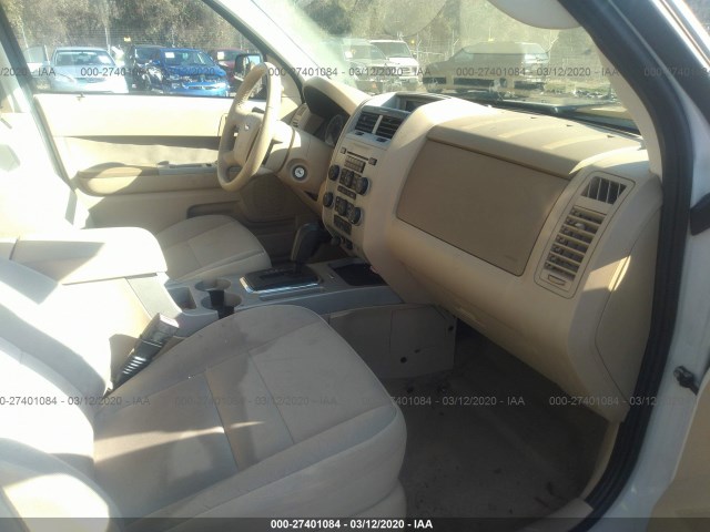 Photo 4 VIN: 1FMCU0D71BKA52250 - FORD ESCAPE 