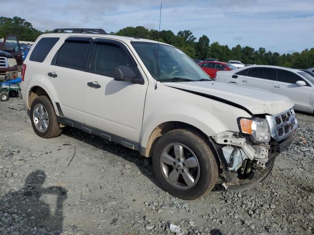 Photo 3 VIN: 1FMCU0D71BKC25586 - FORD ESCAPE XLT 