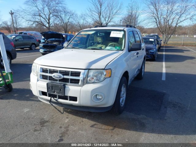 Photo 1 VIN: 1FMCU0D71CKA02756 - FORD ESCAPE 