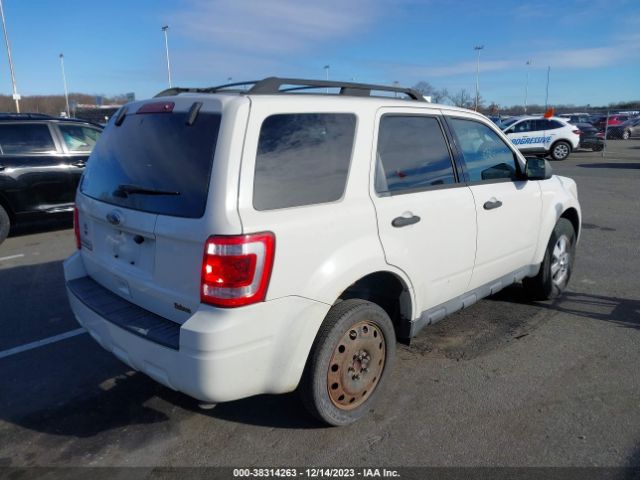 Photo 3 VIN: 1FMCU0D71CKA02756 - FORD ESCAPE 