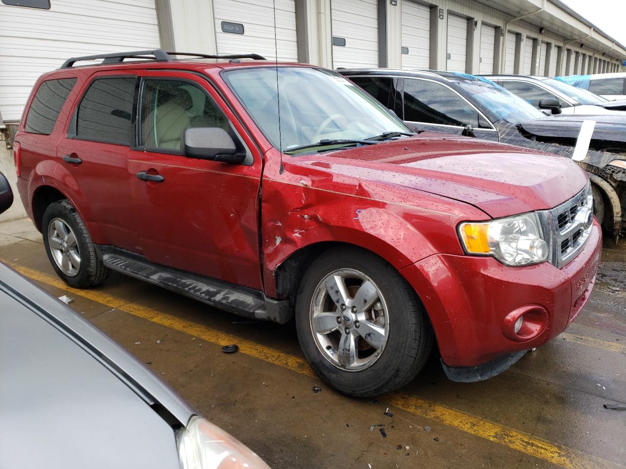 Photo 3 VIN: 1FMCU0D71CKA33019 - FORD ESCAPE 