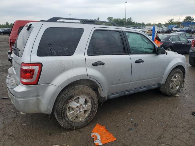 Photo 2 VIN: 1FMCU0D71CKC81173 - FORD ESCAPE XLT 