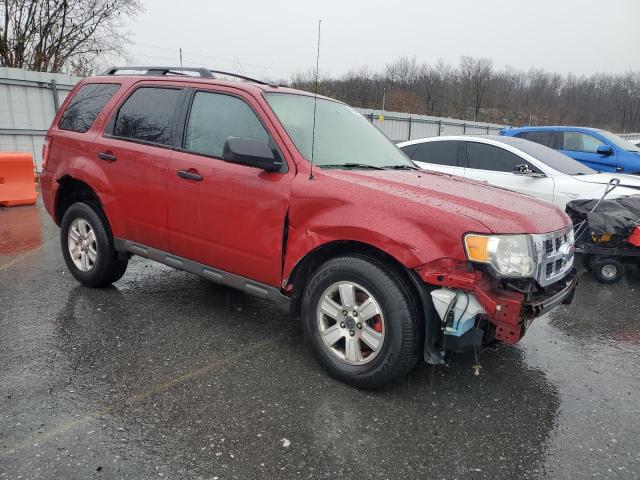 Photo 3 VIN: 1FMCU0D72AKA01693 - FORD ESCAPE XLT 