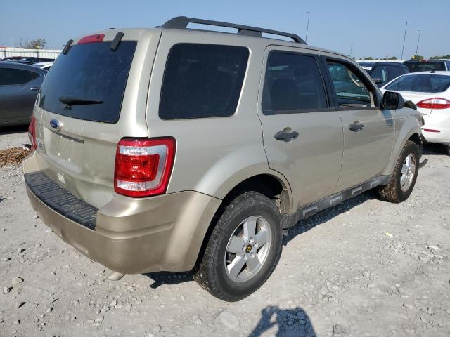 Photo 2 VIN: 1FMCU0D72AKA11608 - FORD ESCAPE 