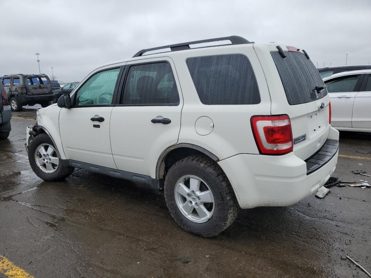 Photo 1 VIN: 1FMCU0D72AKA80072 - FORD ESCAPE 