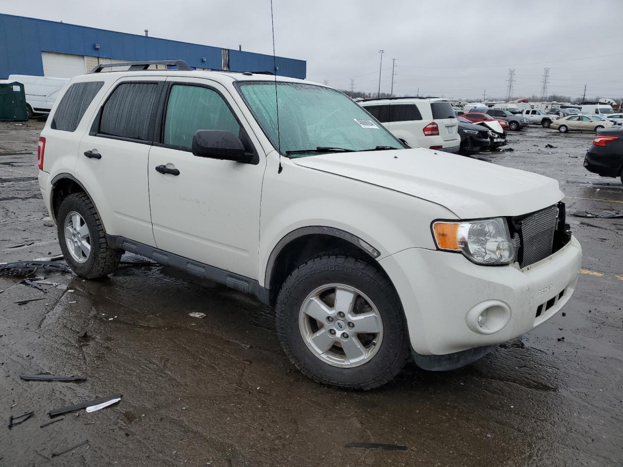 Photo 3 VIN: 1FMCU0D72AKA80072 - FORD ESCAPE 