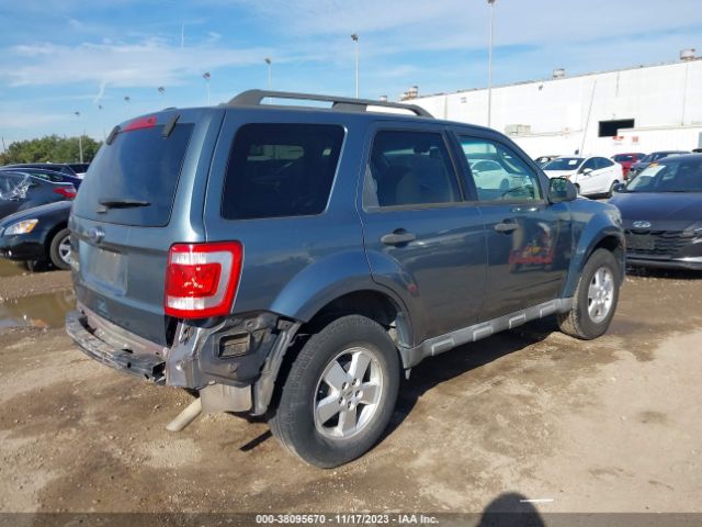 Photo 3 VIN: 1FMCU0D72AKC51838 - FORD ESCAPE 