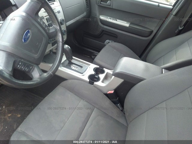 Photo 4 VIN: 1FMCU0D72AKD00410 - FORD ESCAPE 