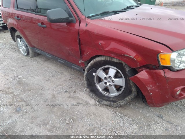 Photo 5 VIN: 1FMCU0D72AKD00410 - FORD ESCAPE 