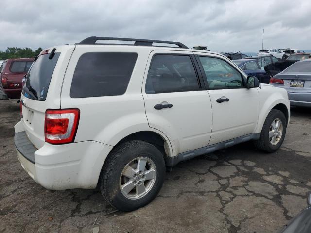 Photo 2 VIN: 1FMCU0D72BKA41340 - FORD ESCAPE XLT 