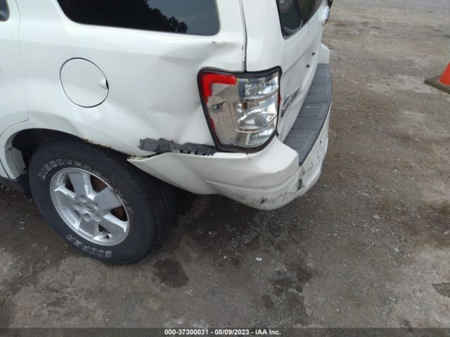 Photo 5 VIN: 1FMCU0D72BKB05764 - FORD ESCAPE 