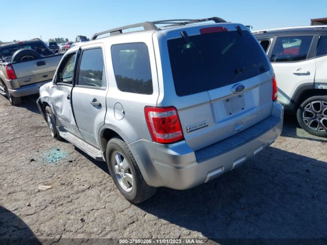 Photo 2 VIN: 1FMCU0D72BKB18966 - FORD ESCAPE 