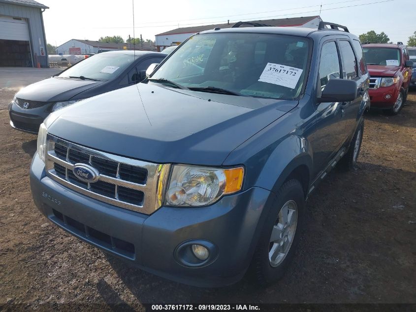 Photo 1 VIN: 1FMCU0D72BKB82117 - FORD ESCAPE 