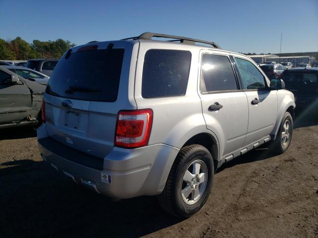 Photo 3 VIN: 1FMCU0D72CKA12194 - FORD ESCAPE XLT 