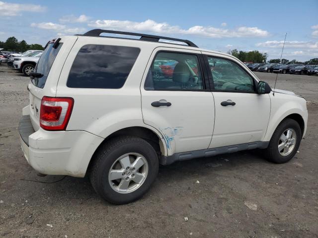 Photo 2 VIN: 1FMCU0D72CKB39253 - FORD ESCAPE XLT 