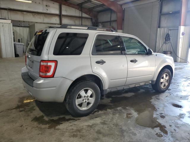 Photo 2 VIN: 1FMCU0D72CKB83706 - FORD ESCAPE XLT 