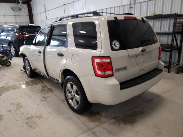 Photo 2 VIN: 1FMCU0D73AKA12511 - FORD ESCAPE XLT 