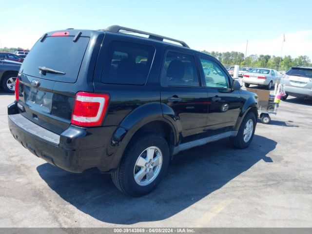 Photo 3 VIN: 1FMCU0D73AKA53088 - FORD ESCAPE 