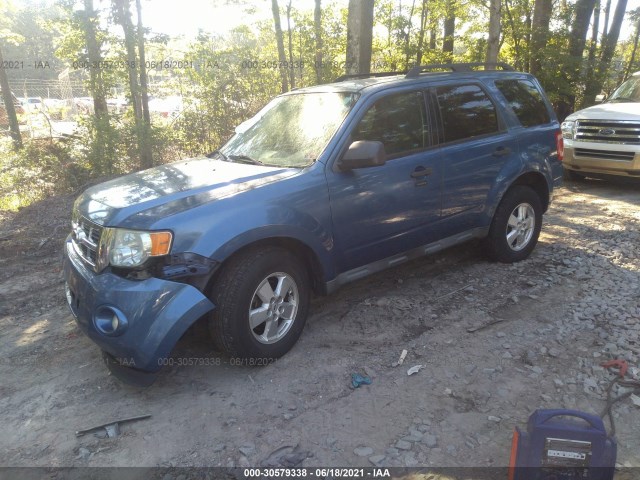 Photo 1 VIN: 1FMCU0D73AKB28243 - FORD ESCAPE 