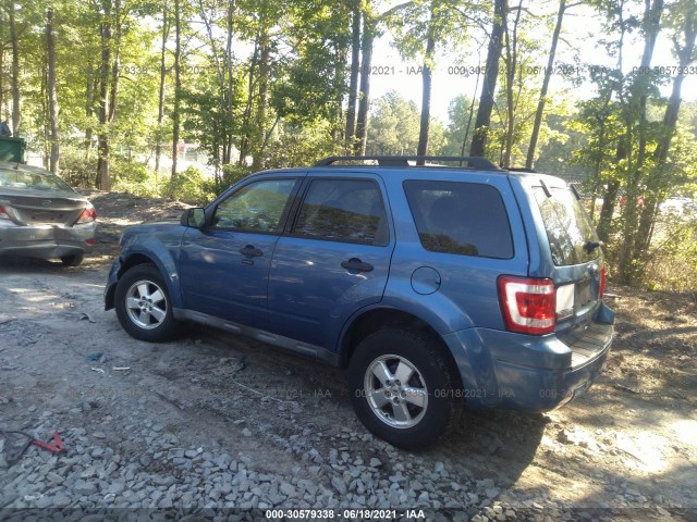 Photo 2 VIN: 1FMCU0D73AKB28243 - FORD ESCAPE 