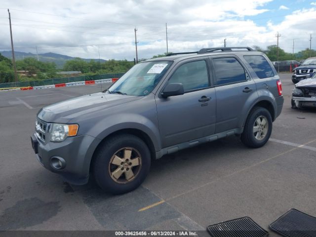 Photo 1 VIN: 1FMCU0D73AKC77252 - FORD ESCAPE 