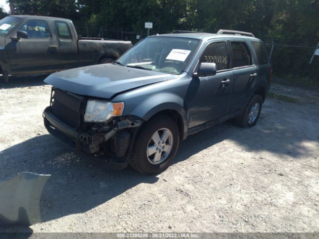 Photo 1 VIN: 1FMCU0D73AKD12193 - FORD ESCAPE 