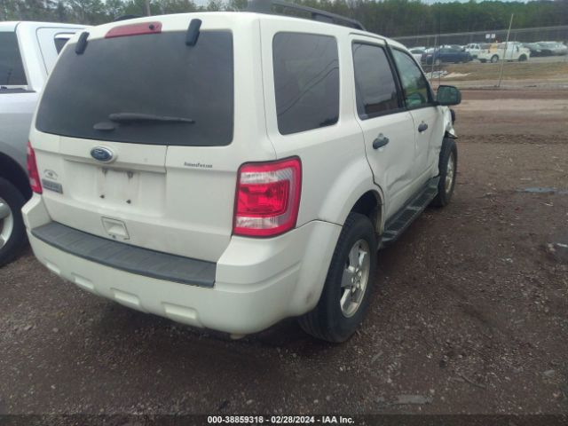 Photo 3 VIN: 1FMCU0D73BKA75660 - FORD ESCAPE 