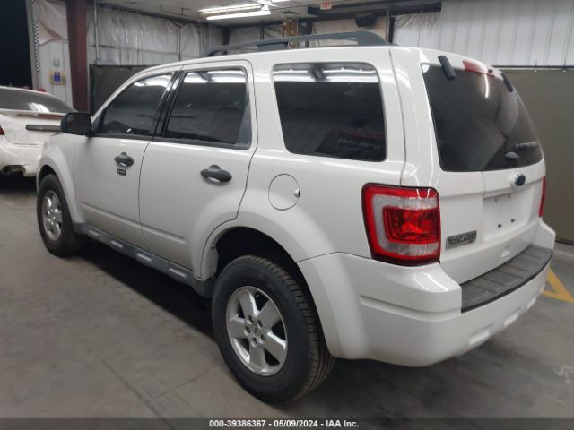 Photo 2 VIN: 1FMCU0D73CKC26580 - FORD ESCAPE 