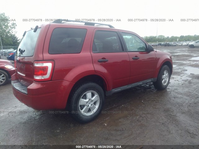 Photo 3 VIN: 1FMCU0D74AKA52774 - FORD ESCAPE 