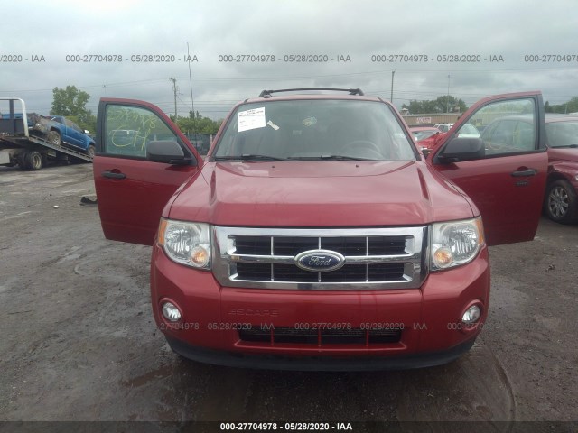 Photo 5 VIN: 1FMCU0D74AKA52774 - FORD ESCAPE 