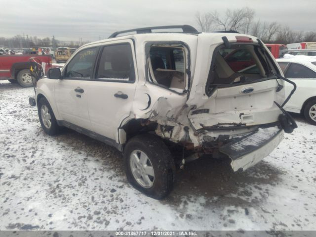 Photo 2 VIN: 1FMCU0D74AKA92613 - FORD ESCAPE 