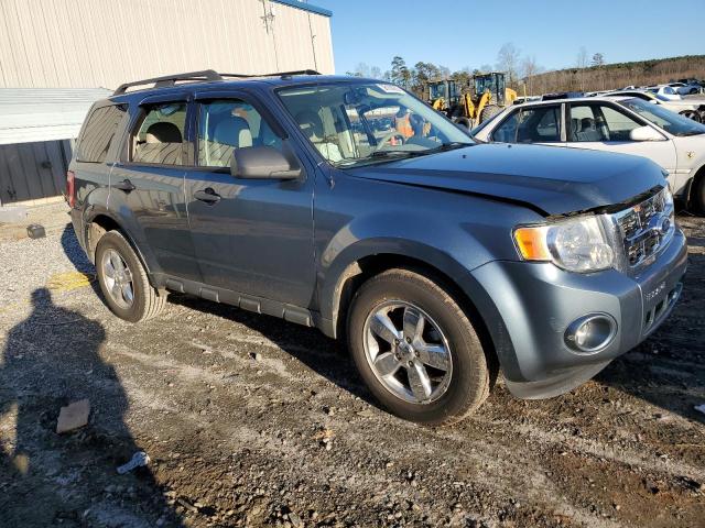 Photo 3 VIN: 1FMCU0D74AKC61030 - FORD ESCAPE XLT 