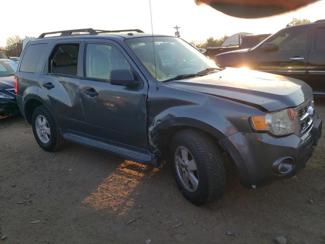 Photo 3 VIN: 1FMCU0D74AKC85084 - FORD ESCAPE 