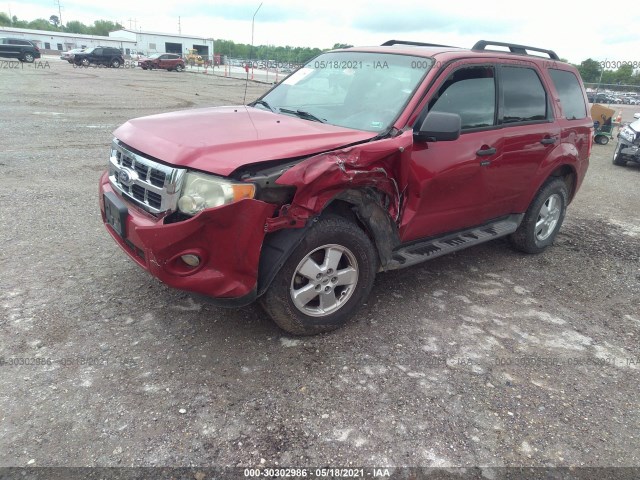 Photo 1 VIN: 1FMCU0D74AKD24692 - FORD ESCAPE 