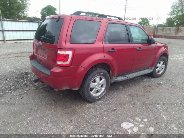 Photo 3 VIN: 1FMCU0D74AKD24692 - FORD ESCAPE 