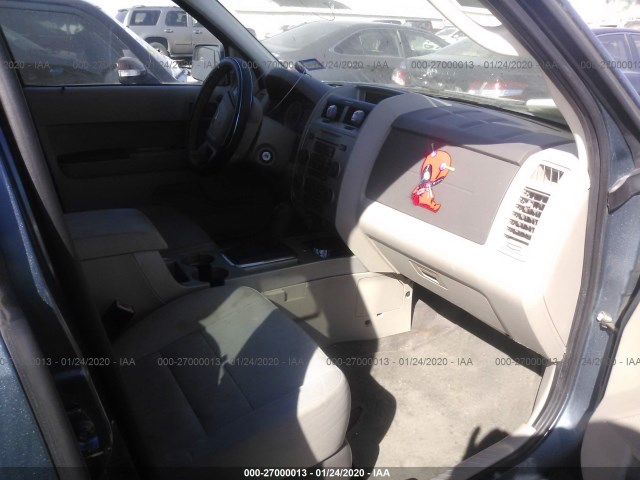 Photo 4 VIN: 1FMCU0D74BKB23599 - FORD ESCAPE 