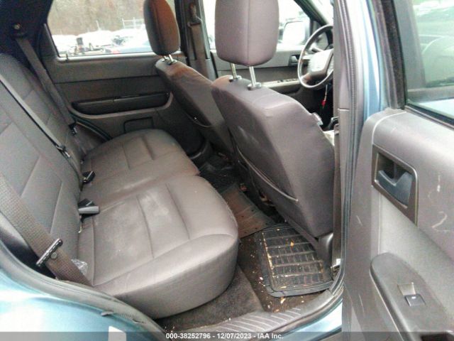 Photo 7 VIN: 1FMCU0D74BKC58422 - FORD ESCAPE 