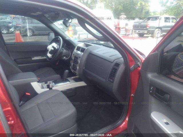 Photo 4 VIN: 1FMCU0D74CKA48758 - FORD ESCAPE 