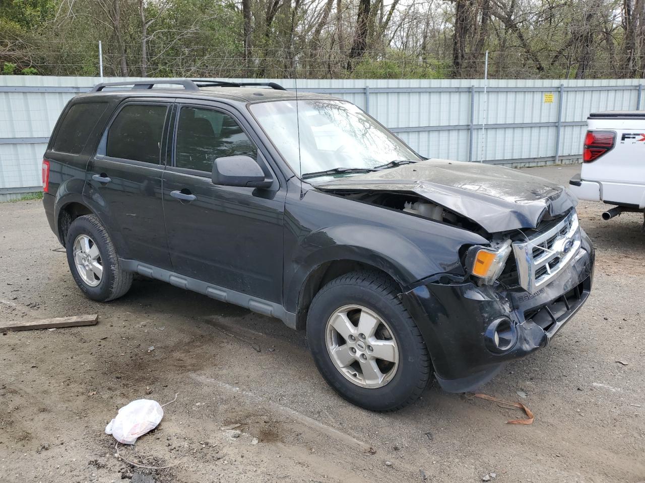 Photo 3 VIN: 1FMCU0D74CKA74907 - FORD ESCAPE 