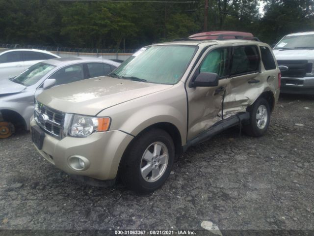 Photo 1 VIN: 1FMCU0D74CKB00437 - FORD ESCAPE 