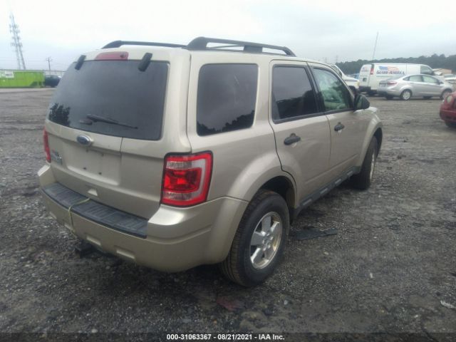 Photo 3 VIN: 1FMCU0D74CKB00437 - FORD ESCAPE 