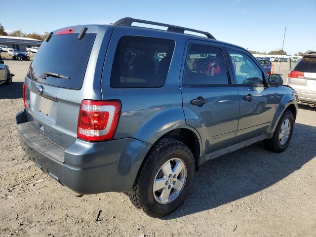 Photo 2 VIN: 1FMCU0D74CKB27590 - FORD ESCAPE XLT 