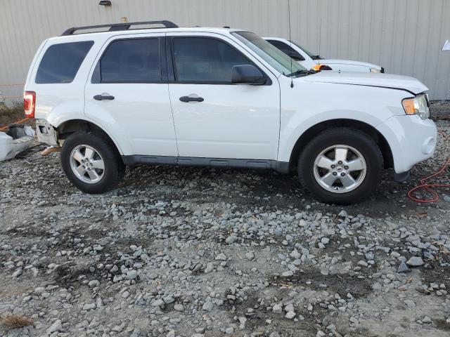 Photo 3 VIN: 1FMCU0D74CKB34961 - FORD ESCAPE 