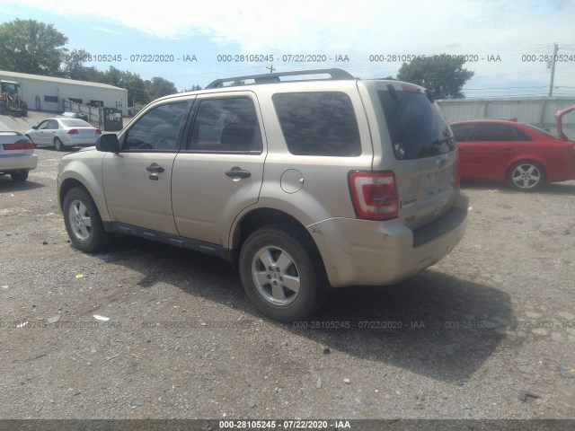 Photo 2 VIN: 1FMCU0D74CKB57575 - FORD ESCAPE 