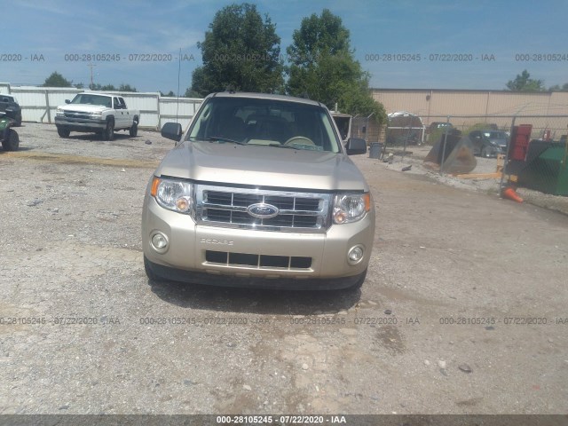 Photo 5 VIN: 1FMCU0D74CKB57575 - FORD ESCAPE 