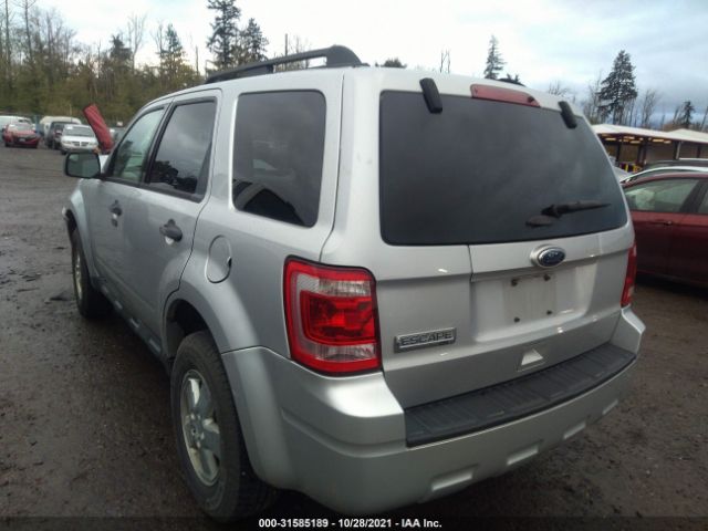 Photo 2 VIN: 1FMCU0D74CKB83707 - FORD ESCAPE 