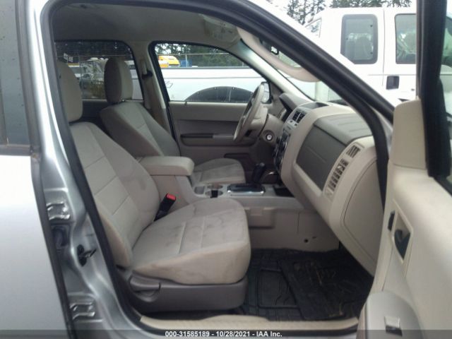 Photo 4 VIN: 1FMCU0D74CKB83707 - FORD ESCAPE 