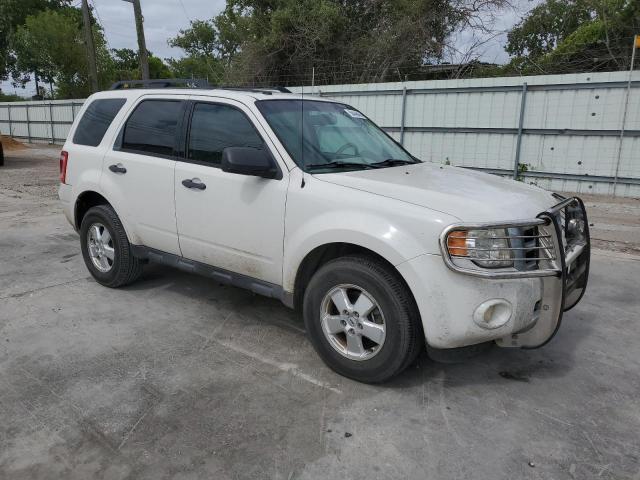 Photo 3 VIN: 1FMCU0D74CKB90818 - FORD ESCAPE 